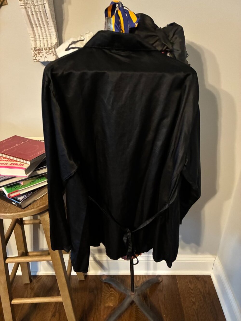 Krista Larson Black Cotton Silk Weekender Shirt - Picture 3 of 6